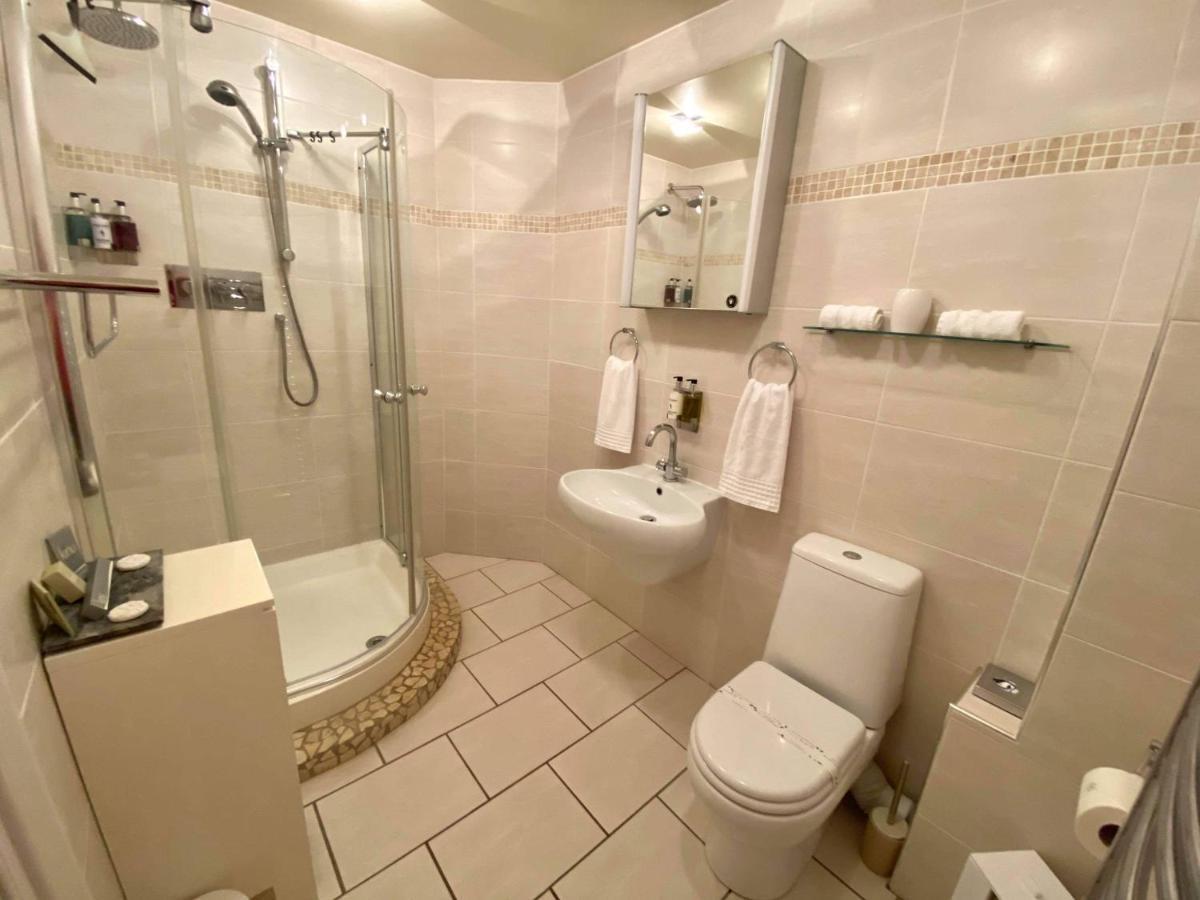 Park House Bed & Breakfast คาร์นูสตี ภายนอก รูปภาพ