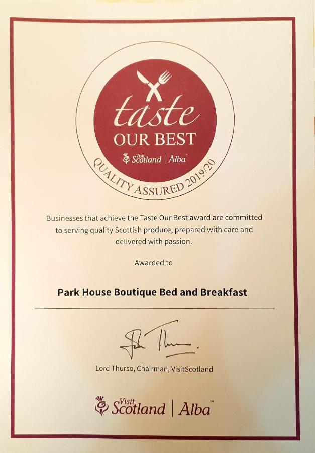 Park House Bed & Breakfast คาร์นูสตี ภายนอก รูปภาพ